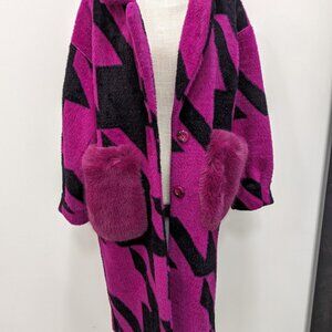 Alex Max Reversible coat Fushcia/Black Size Medium
